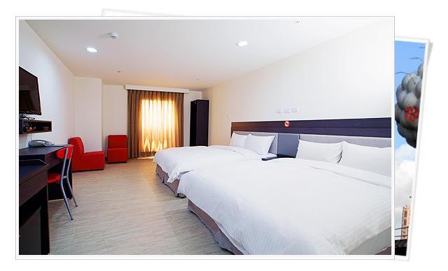 Big Bear Hotel Kaohsziung Kültér fotó